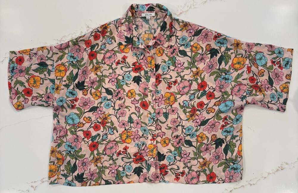 BTFL-life Floral Button Down Shirt Size S